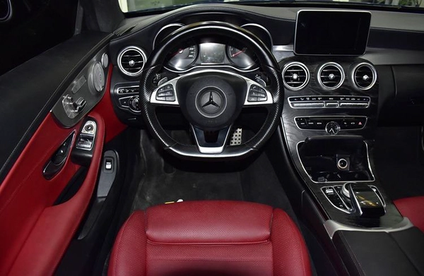 Mercedes Benz C300 Coupe ( 2016 Model ) in Blue Color GCC Specs