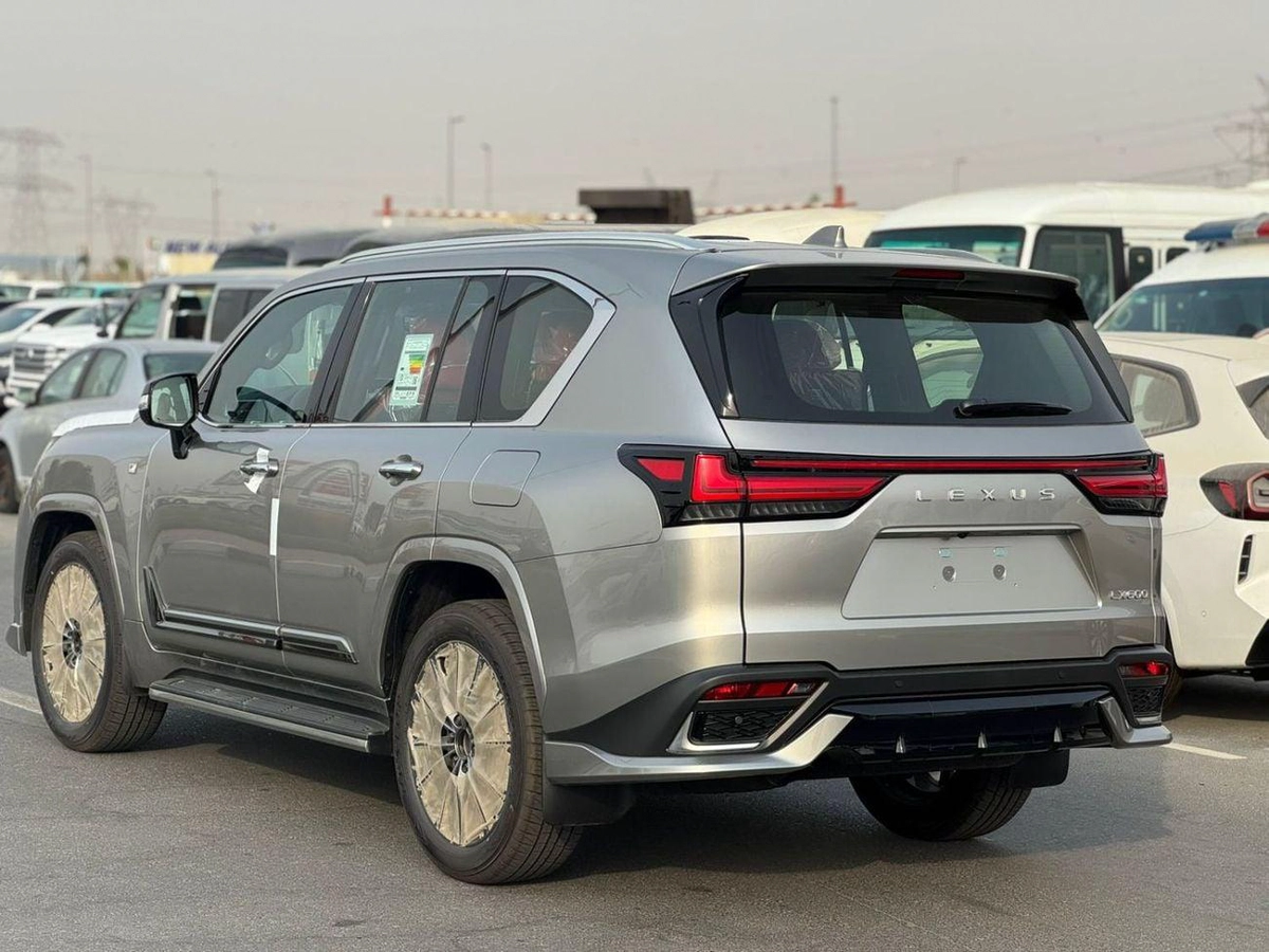 Lexus LX 600 F Sport Launch Edition 3.5L-4-4