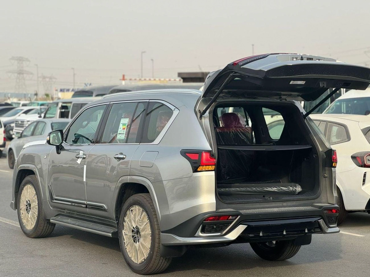 Lexus LX 600 F Sport Launch Edition 3.5L-7-7