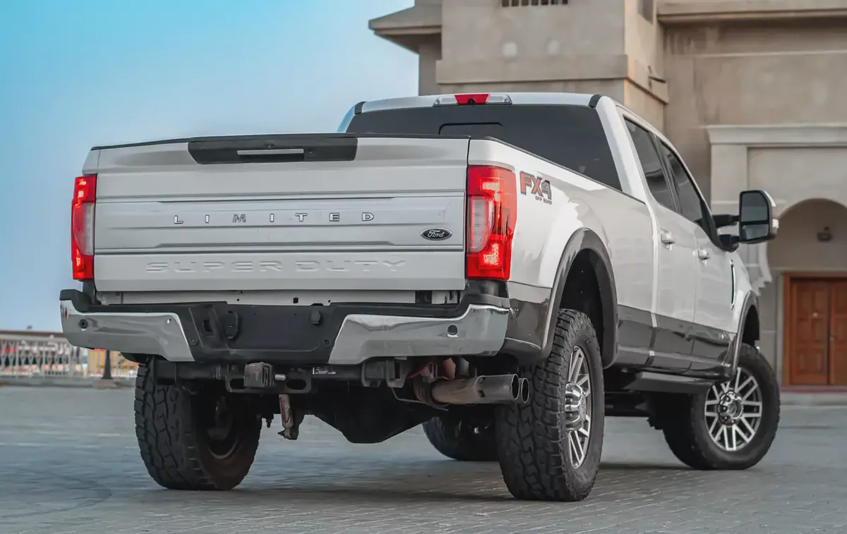 2017 Ford F-350 SUPER DUTY American Specs - Ready to Work!-2-2