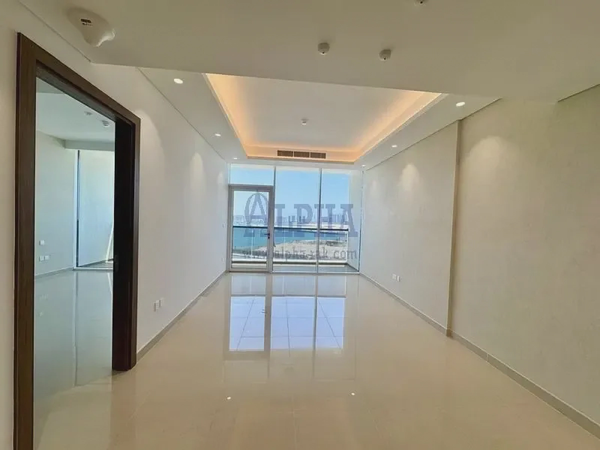 Brand New | Spacious | Beachfront-1-1