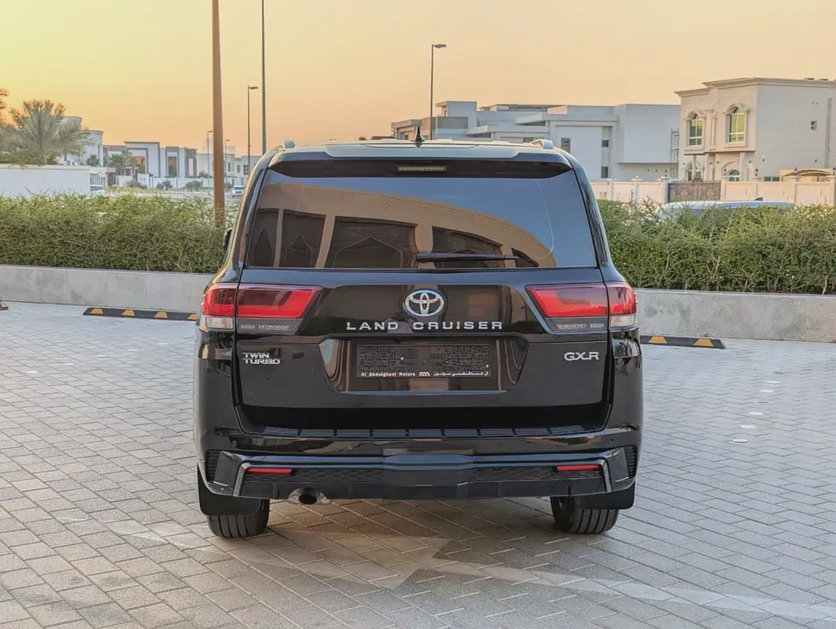 Toyota Land Cruiser GXR 2024 GCC Specs - V6 4.0L