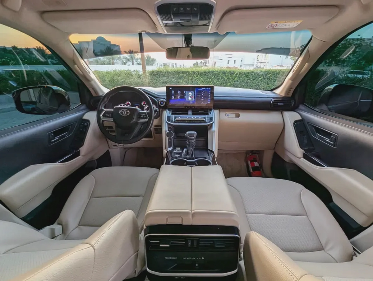 Toyota Land Cruiser GXR 2024 GCC Specs - V6 4.0L