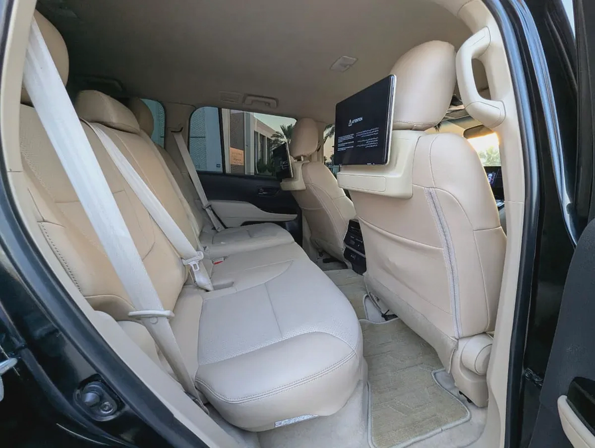 Toyota Land Cruiser GXR 2024 GCC Specs - V6 4.0L