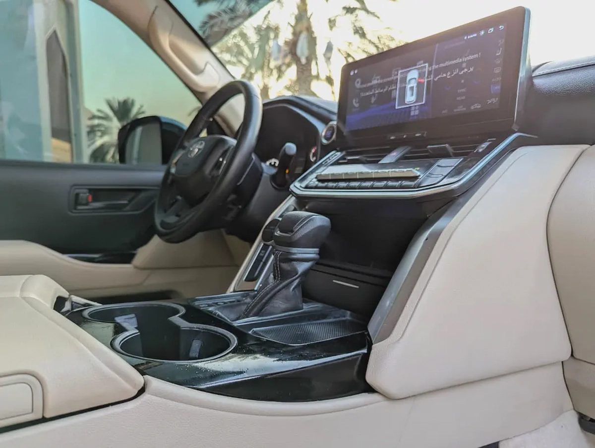 Toyota Land Cruiser GXR 2024 GCC Specs - V6 4.0L