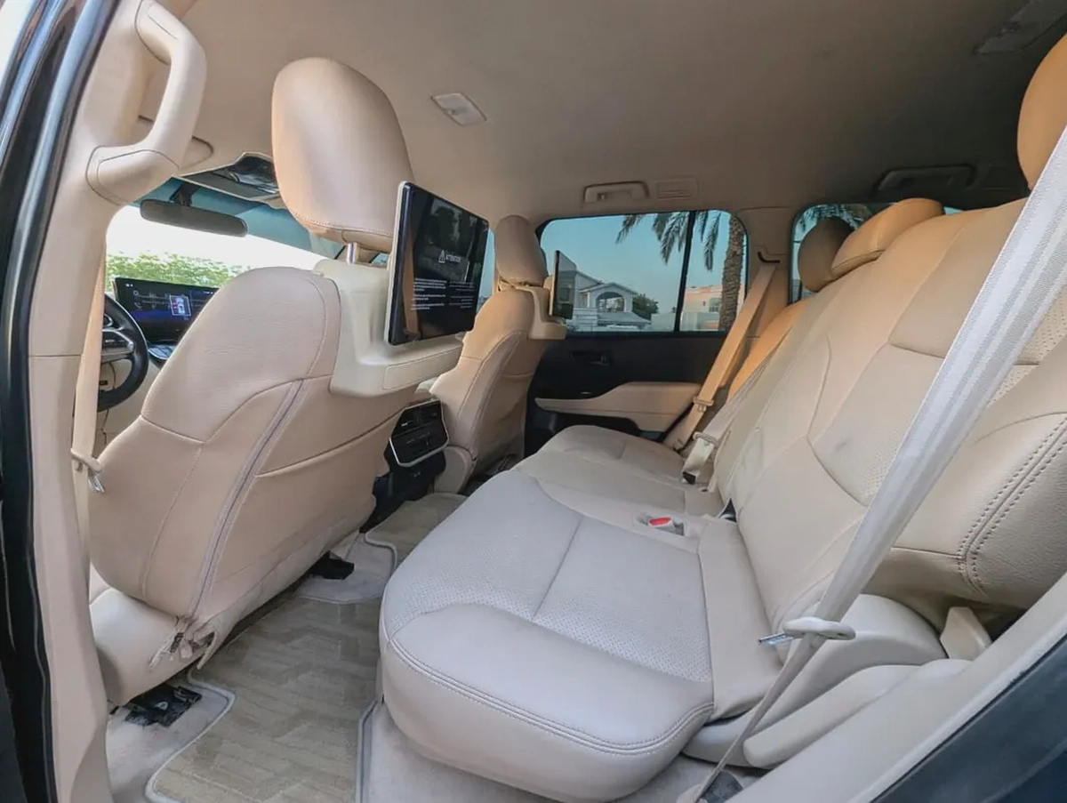Toyota Land Cruiser GXR 2024 GCC Specs - V6 4.0L