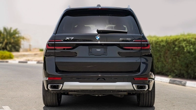 New 2023 BMW X7-5