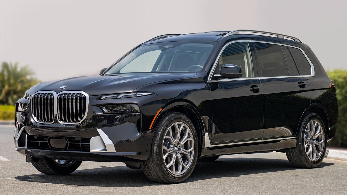 New 2023 BMW X7