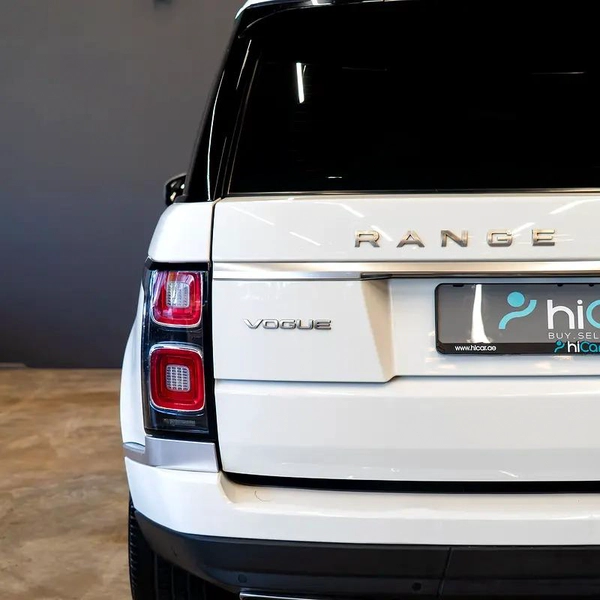AED 2,682 pm • 0% Downpayment • Range Rover Vogue • 1 Year Warranty