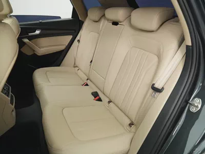GCC Specs | Audi Q5 45 TFSI quattro 2023-11