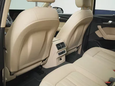 GCC Specs | Audi Q5 45 TFSI quattro 2023-12