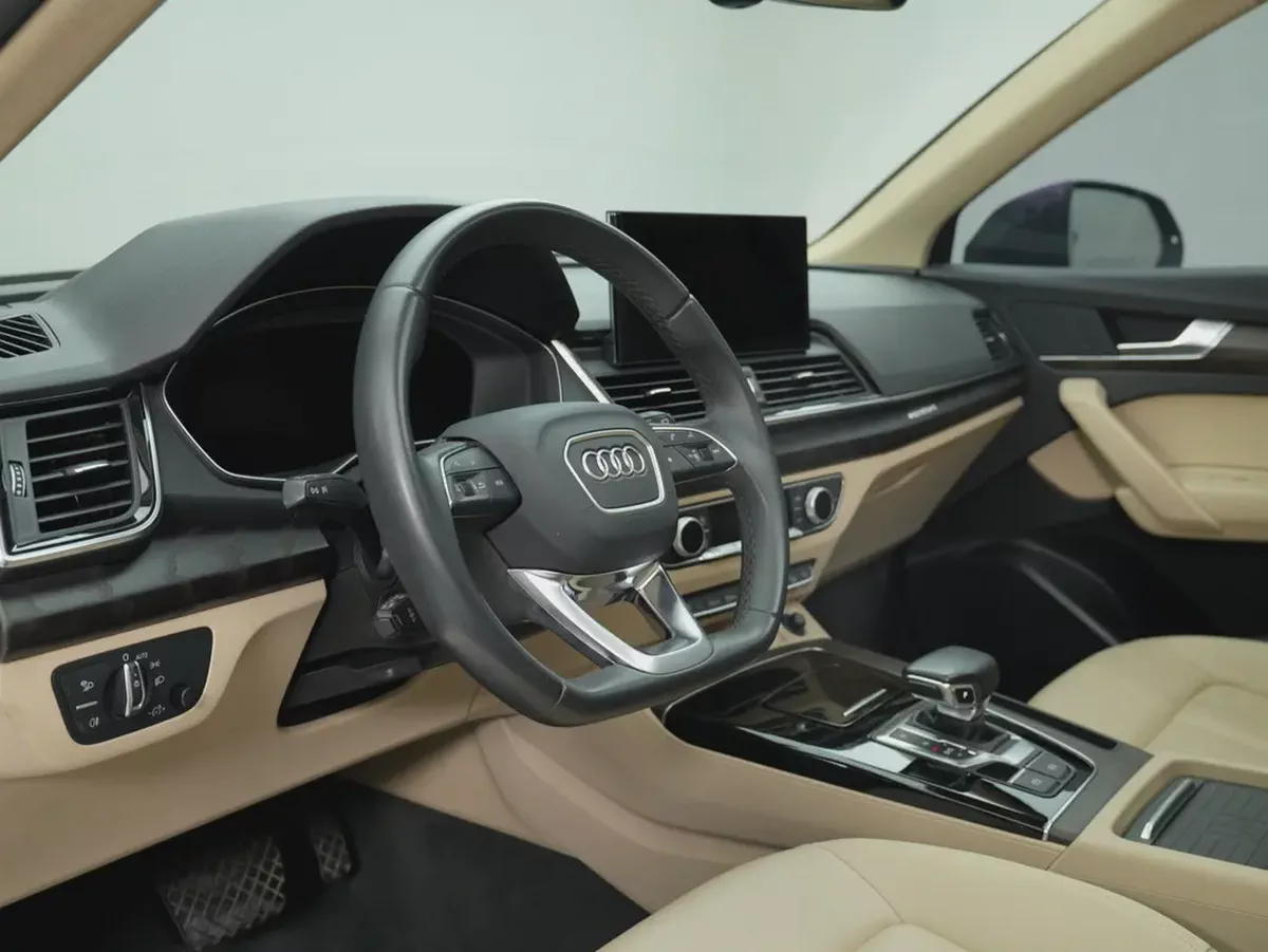 GCC Specs | Audi Q5 45 TFSI quattro 2023-10-10