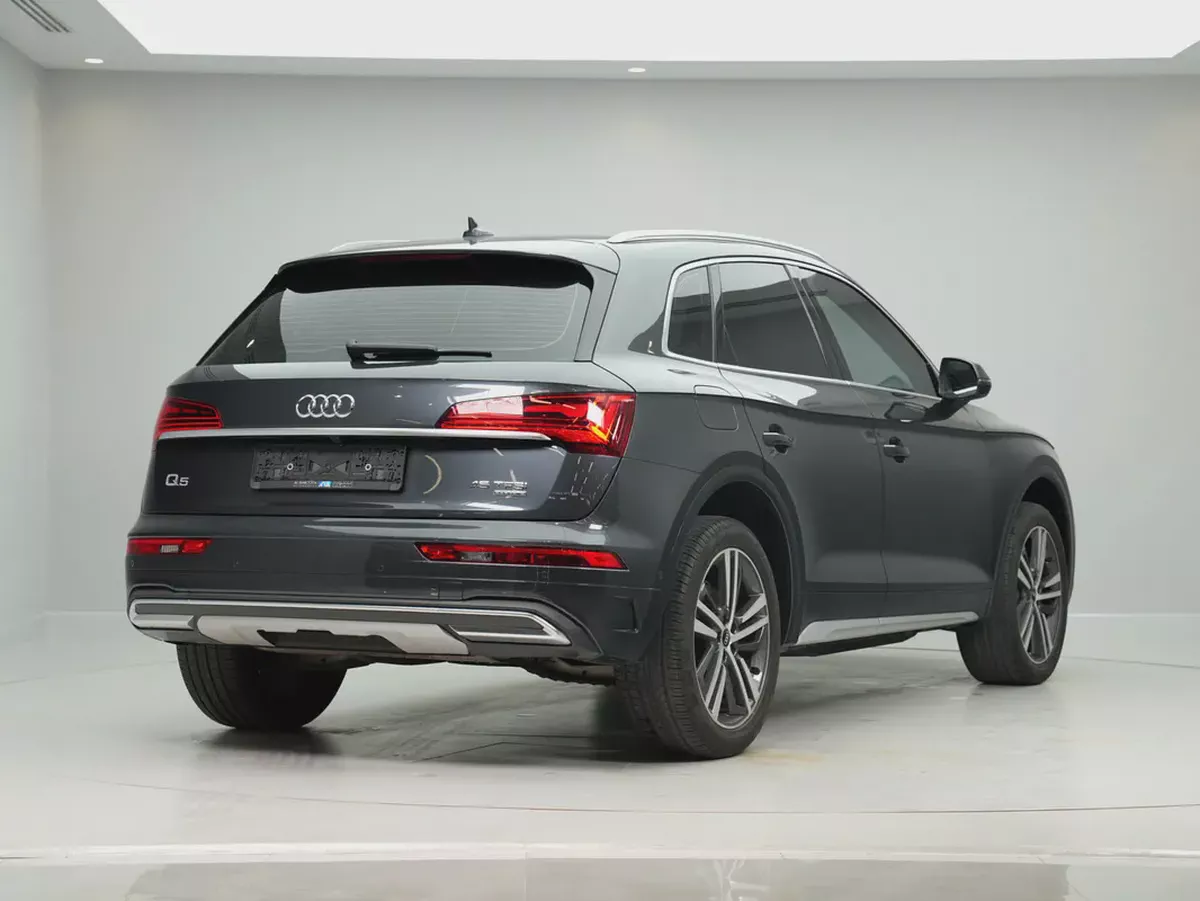 GCC Specs | Audi Q5 45 TFSI quattro 2023-6-6