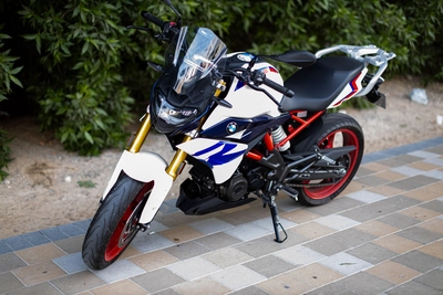BMW G310R-2