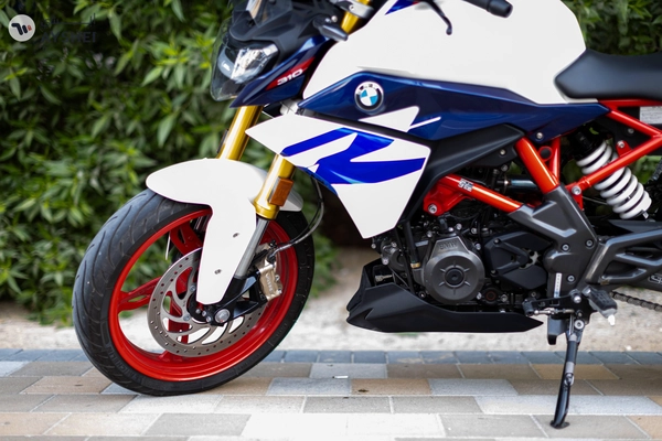 BMW G310R