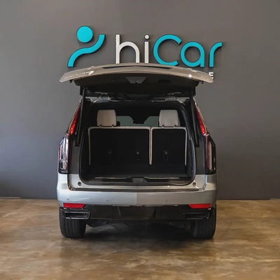 AED  7,090 P.M • 0% Downpayment • Cadillac Escalade • Agency Warranty-3