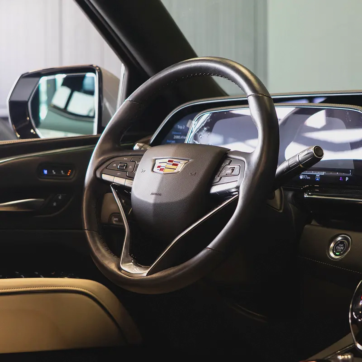 AED  7,090 P.M • 0% Downpayment • Cadillac Escalade • Agency Warranty-8-8