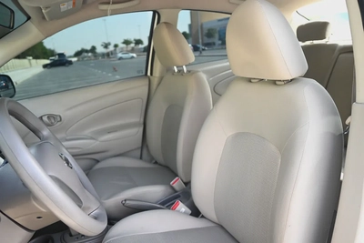 0% DP - APPLE CARPLAY - NISSAN SUNNY SV 1.5L GCC SPECS - WELL MAINTAINED-11