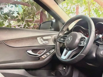 Excellent Condition | AED 920 PM | Luxury. Performance. Prestige.-5