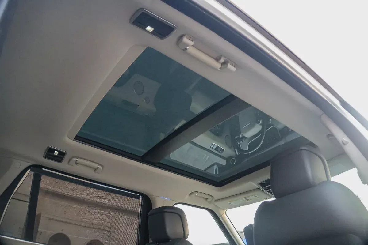 LANDE ROVER / RANGE ROVER / VOGUE HSE L / 2020-18-18
