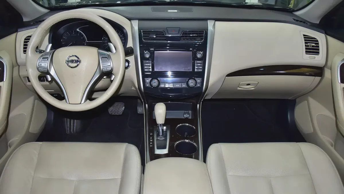 ORIGINAL PAINT ( صبغ وكاله ) Nissan Altima SL ( 2015 Model ) in Blue Color GCC Specs-10-10