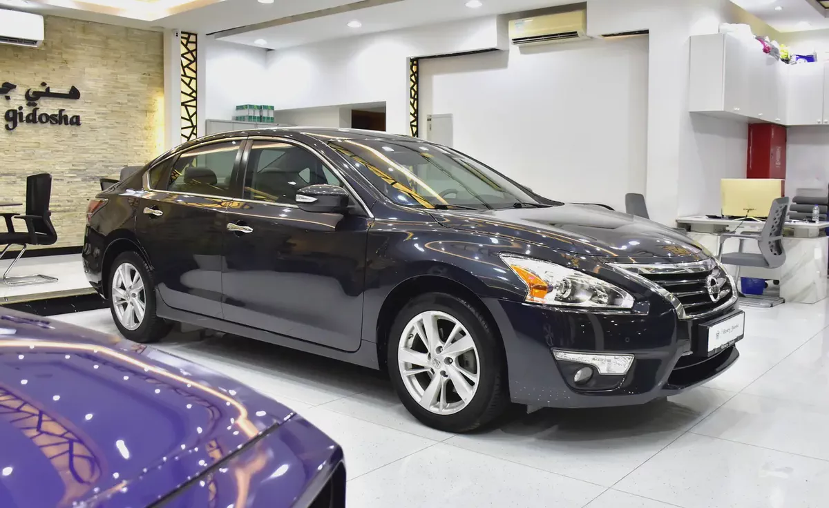 ORIGINAL PAINT ( صبغ وكاله ) Nissan Altima SL ( 2015 Model ) in Blue Color GCC Specs-2-2