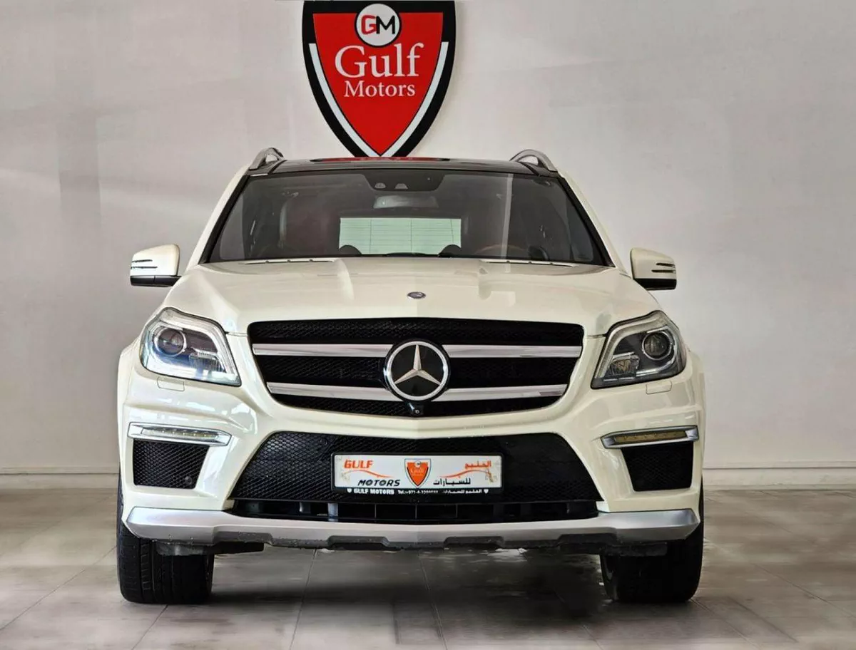 Mercedes Benz GL63 AMG STANDARD STD 5.5L-8CYL FULL OPTION EXCELLENT CONDITION-1-0