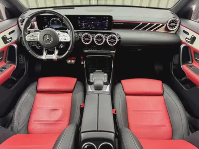 Mercedes - Benz CLA 35 AMG 4Matic | GCC | Low Mileage | Gargash Full service History-15