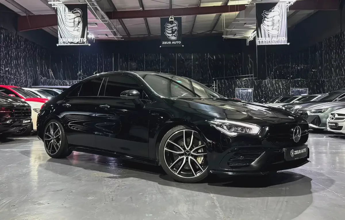 Mercedes - Benz CLA 35 AMG 4Matic | GCC | Low Mileage | Gargash Full service History-2-2