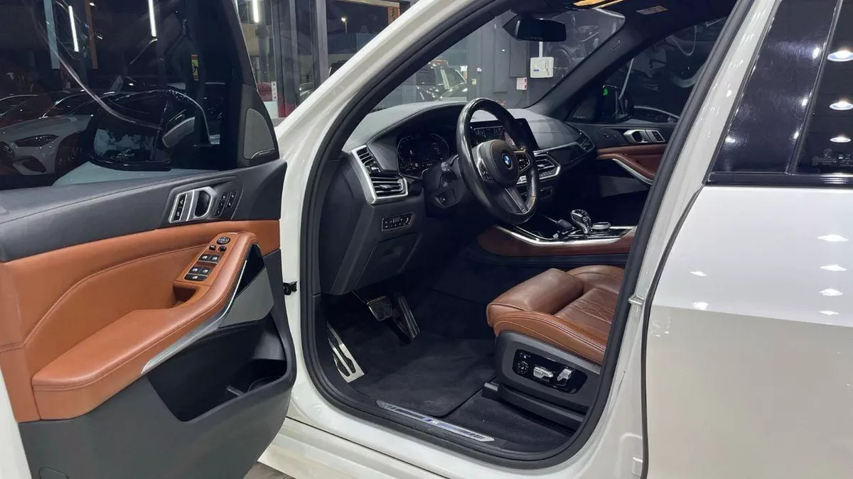 BMW X5 XDRIVE M50I XLINE EXCLUSIVE BMW X5 50I XDRIVE 2019 GCC IN PERFECT CONDITION FOR 139K AED-9-0