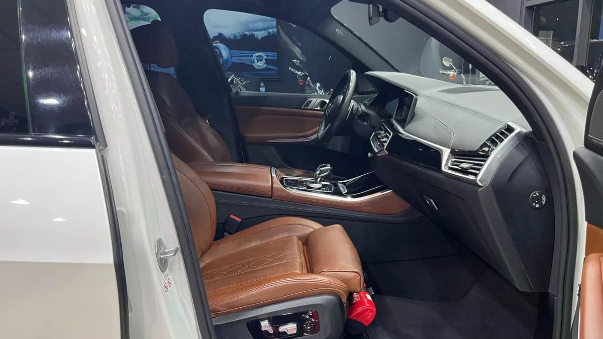 BMW X5 XDRIVE M50I XLINE EXCLUSIVE BMW X5 50I XDRIVE 2019 GCC IN PERFECT CONDITION FOR 139K AED-12-0