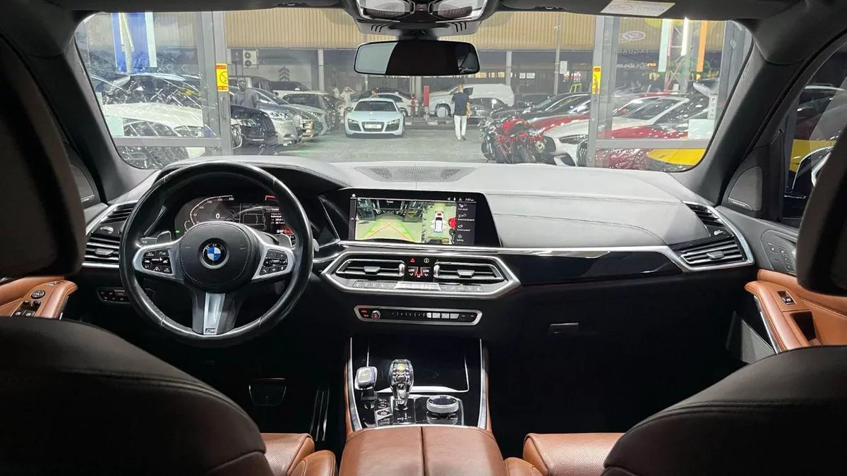 BMW X5 XDRIVE M50I XLINE EXCLUSIVE BMW X5 50I XDRIVE 2019 GCC IN PERFECT CONDITION FOR 139K AED-15-0