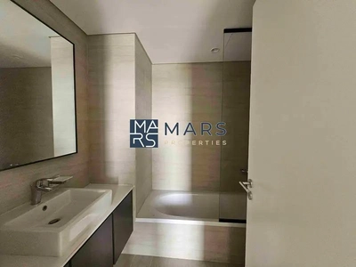 Spacious | Prime Location | Ready To Move in-4