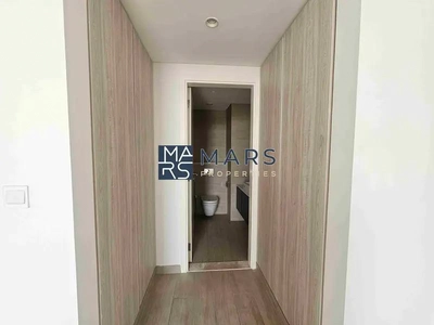 Spacious | Prime Location | Ready To Move in-5