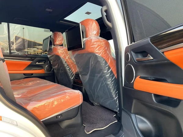 لكزس LX570اسبورت SLexus LX 570 Sport S+ 2020 - GCC Specs - Excellent Condition