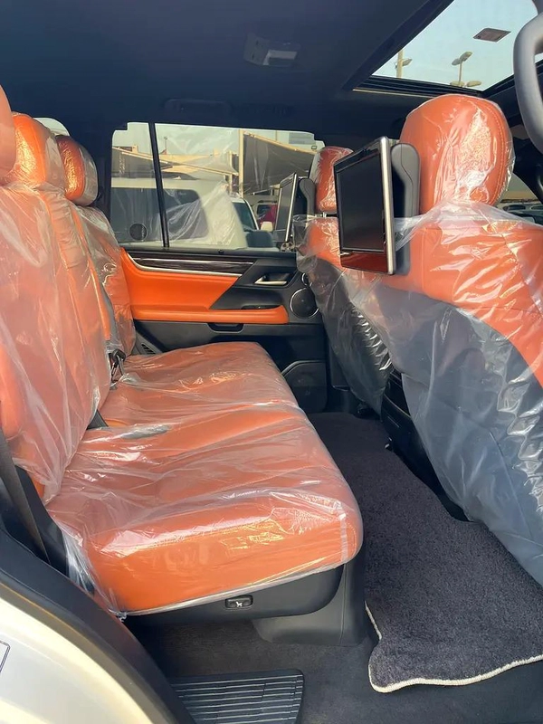 لكزس LX570اسبورت SLexus LX 570 Sport S+ 2020 - GCC Specs - Excellent Condition