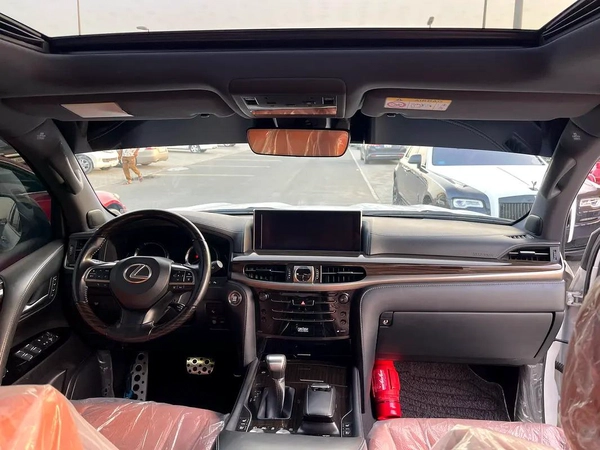 لكزس LX570اسبورت SLexus LX 570 Sport S+ 2020 - GCC Specs - Excellent Condition