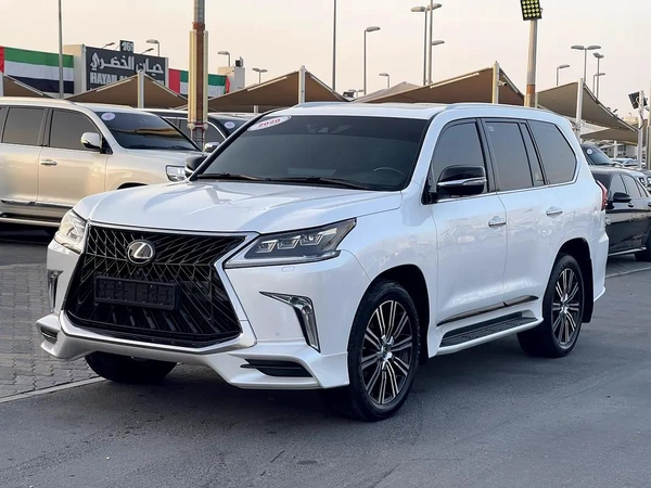 لكزس LX570اسبورت SLexus LX 570 Sport S+ 2020 - GCC Specs - Excellent Condition
