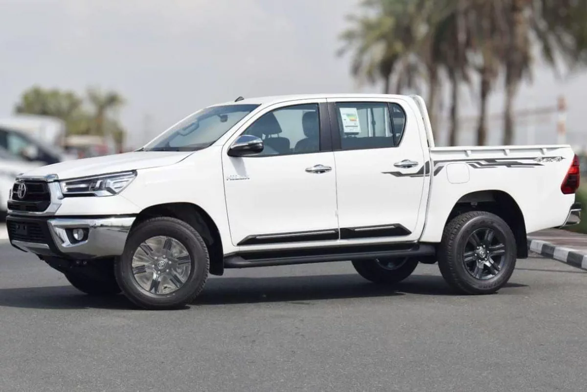 Toyota Hilux SGLX Toyota hilux 2.7L A/T petrol MY2025 for export only-1-0
