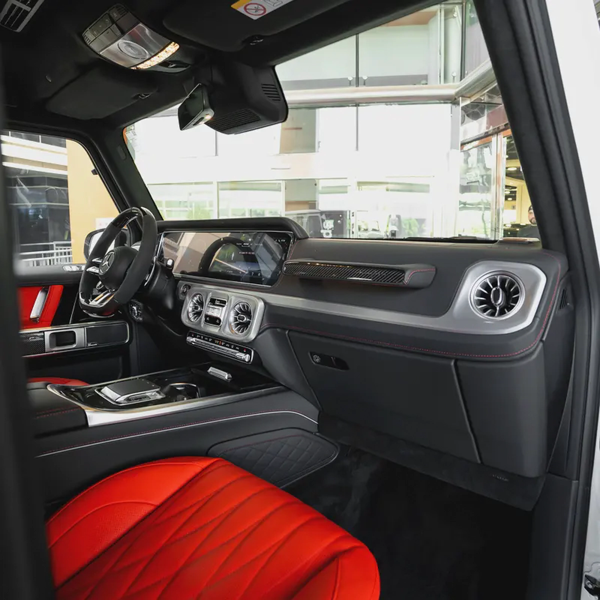 2026  MERCEDES G63  AMG BRAND NEW-6-6
