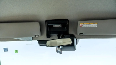 2026 Toyota Land Cruiser LC76 4.0L AT Petrol With Radar-Saudi Specs-5