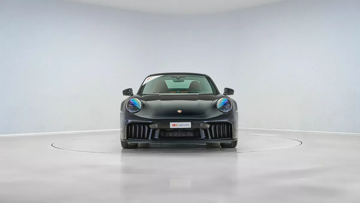 2026 Porsche 911 Carrera 4 GTS  | GCC Specs | Porsche Active Warranty February 2028-7-7