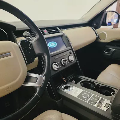AED 1394 PM | LANDROVER DISCOVERY SE 2019 | 7-SEATER | UNDER WARRANTY AUGUST 2028 | GCC-11