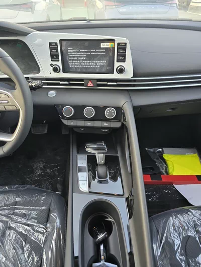 HYUNDAI ELANTRA 1.5L PETROL 2026 – FULL OPTION-12