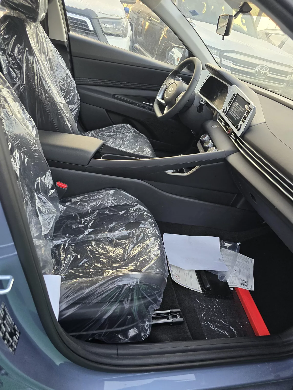 HYUNDAI ELANTRA 1.5L PETROL 2026 – FULL OPTION-6-6