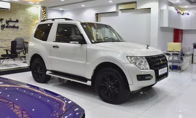 EXCELLENT DEAL for our Mitsubishi Pajero 3.8L GLS 3 Doors ( 2018 Model ) in White Color GCC Specs-2