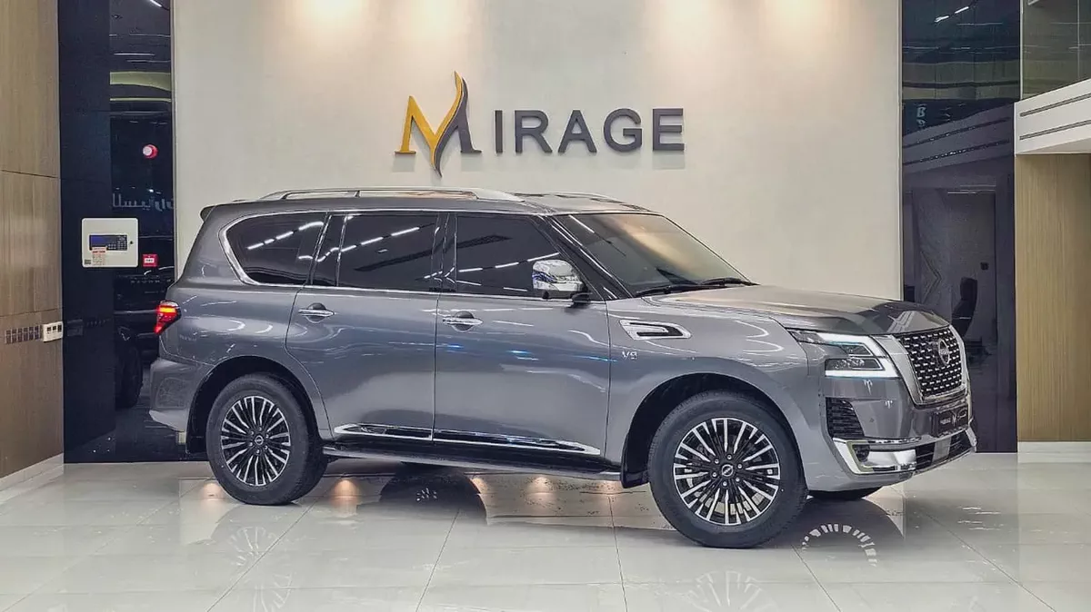NISSAN - PATROL - LE PLATINUM - V 8 - 2024 MODEL - GCC SPECS - V 8 - 73,000KM - GRAY COLOR