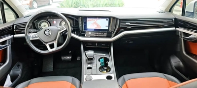 2020-Volkswagen Touareg-Excellent Condition-1 Year Warranty-Full Service History-Finance Available-4
