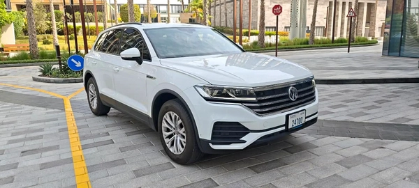 2020-Volkswagen Touareg-Excellent Condition-1 Year Warranty-Full Service History-Finance Available