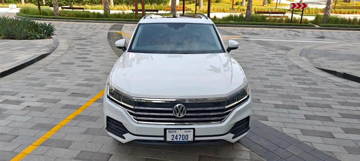 2020-Volkswagen Touareg-Excellent Condition-1 Year Warranty-Full Service History-Finance Available-3-3